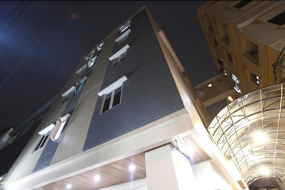 Newton Residence Jakarta Eksteriør bilde